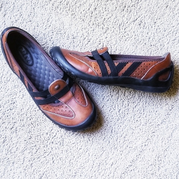 Clarks Shoes - clarks Privo